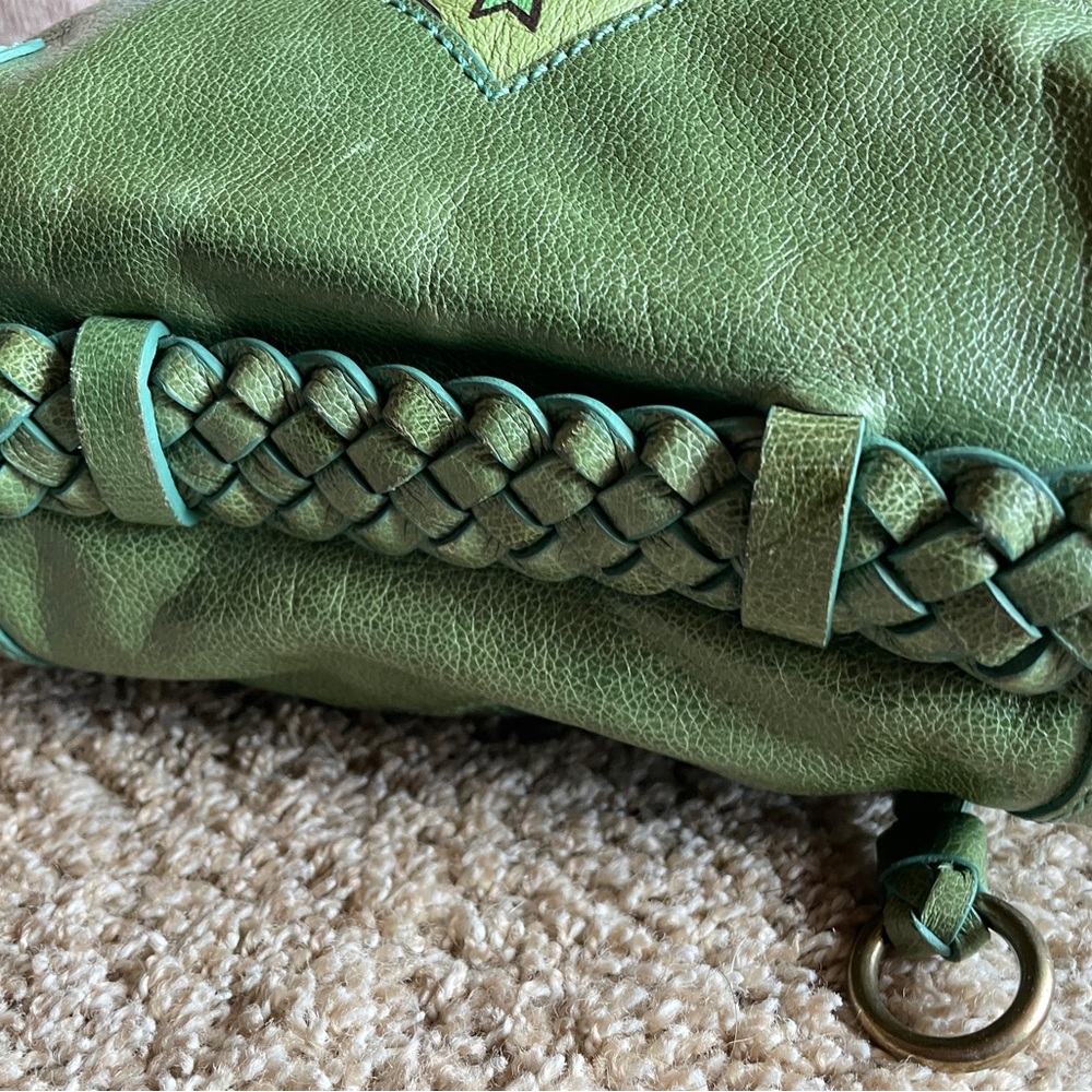 Isabella Fiore Rare Love Peace Dove Bag - Picture 6 of 13